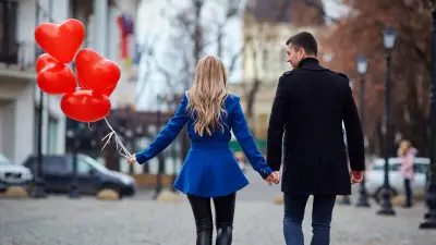 รวม 50 แคปชั่นวาเลนไทน์ภาษาอังกฤษ 2026 พร้อมคำแปลไทย บอกรักหวานซึ้ง