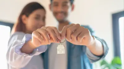 นายกฯ ตั้ง 'พิพัฒน์ รัชกิจประการ' นั่งประธาน คกก.บริหารจัดส่งน้ำมันช่วงสงกรานต์ 2569