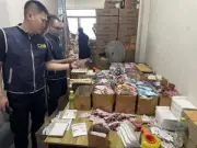 บุกค้นบ้านผู้ต้องหาคดียาเสพติดยึดทรัพย์สินกว่า 10 ล้าน