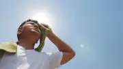 นักวิชาการเตือน 8-9 เม.ย. ค่าดัชนีความร้อนพุ่ง 58.7 องศา เสี่ยงวูบเสียชีวิต