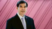 พร้อมพงศ์นับวันรอทักษิณพ้นโทษ11พ.ค.เทียบแมนเดล่า-มหาเธร์