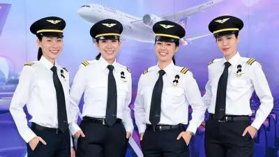 เปิดประวัติศาสตร์! การบินไทยรับนักบินหญิงกลุ่มแรก สวย สตรอง มีกึ๋น