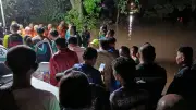 ฝนถล่มราชบุรี น้ำป่าซัดรถพระตกบ่อ มรณภาพ 1 รูป