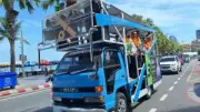 อุบัติเหตุรถบรรทุกตกคลองชลประทานพังเพลียเสียชีวิต 1 ราย