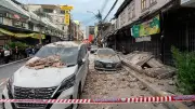 กันสาดตึก 100 ปี ถล่มทับสามีเจ้าของบริษัทเสียชีวิต 1 ราย