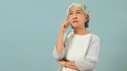 5 สัญญาณเตือนสมองส่วนหน้าเสื่อมถอย ทำไมผู้สูงอายุโดนหลอกง่าย