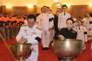 เปิดประวัติ 'เพนกวิน' พริษฐ์ ชิวารักษ์ แกนนำนักศึกษาผู้กล้าท้าทายอำนาจ