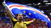 เปิดประวัติโวซินญ่า นายด่านวัย 40 จากลีกล่างสู่ฮีโร่บอลโลก 2026